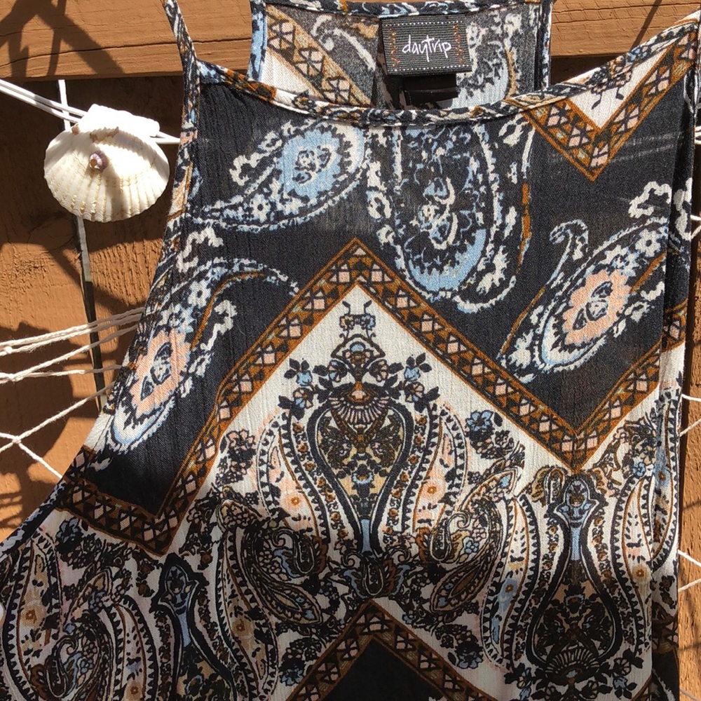 Pattern tank top - Picture 2 of 4